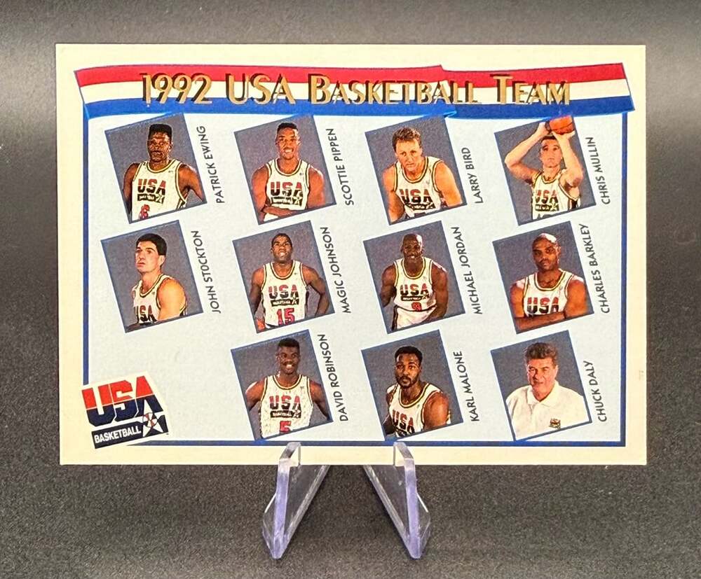 1992 NBA Hoops 1992 USA Basketball Team #62 Michael Jordan Magic Johnson